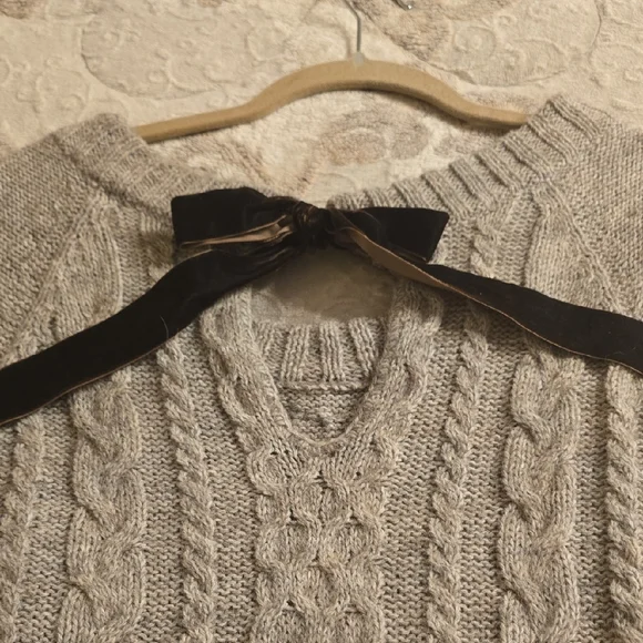 Yvos Cozy Cable Knit Short Sleeve Sweater Dress 79% Acrylic, 30% Alpaca. - Picture 13 of 16